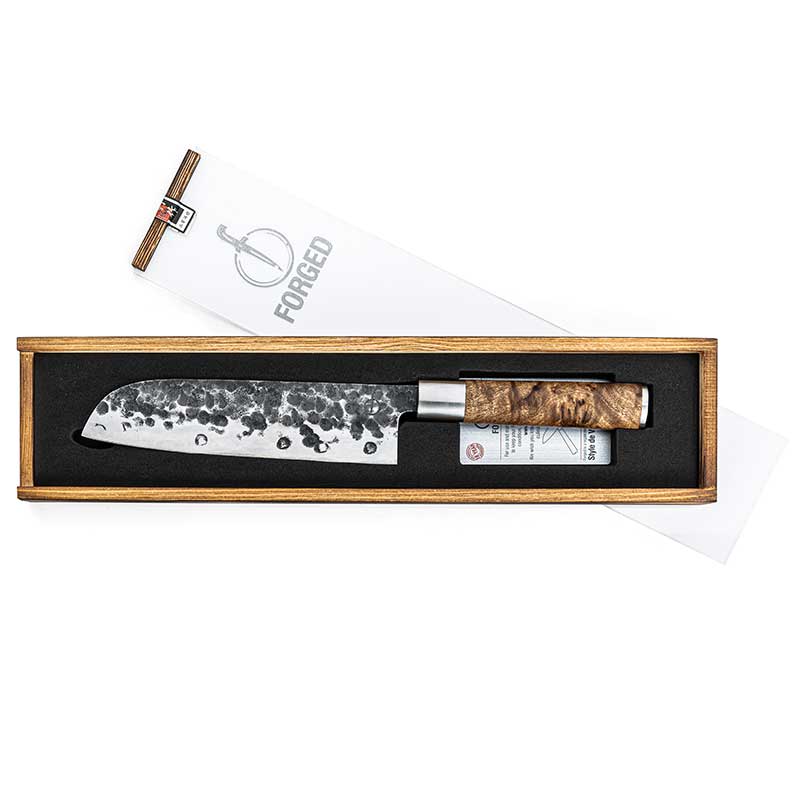 VG10-santoku18-ambalaza-800 VG10 santoku 18 nož - ambalaža