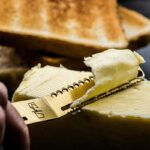 set-nozev-za-sir-maslo-zlati-glavna-800-min